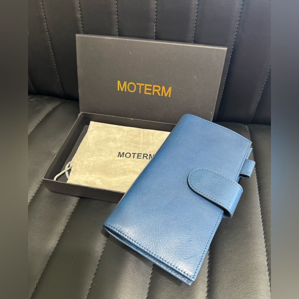 Moterm Veg Tan Weeks Cover - Indigo